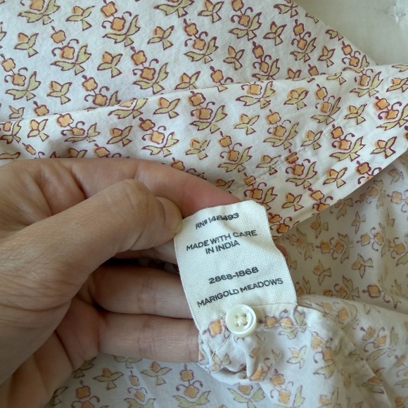 Doen XL June Button Down Blouse in Marigold Meadows Floral - Picture 12 of 12